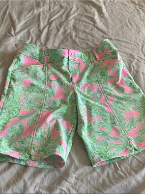 Lilly Pulitzer Luxletic Golf shorts 
Size 4